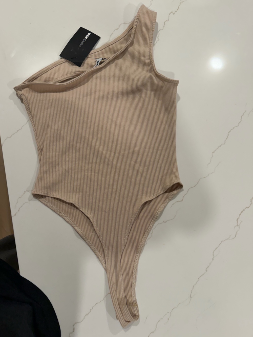 She’s Cutting Edge One Shoulder Bodysuit - Picture 4 of 5